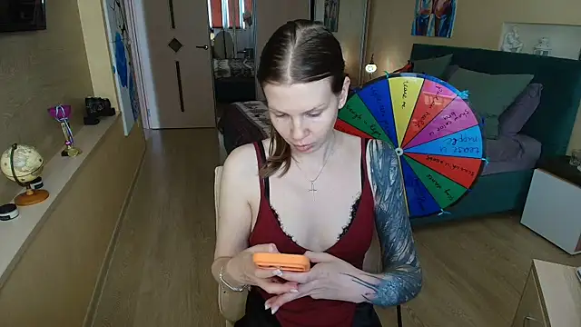 ReginaSparkle online show from 06.19.26