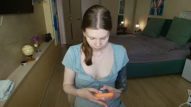 ReginaSparkle online show from 07.13.26