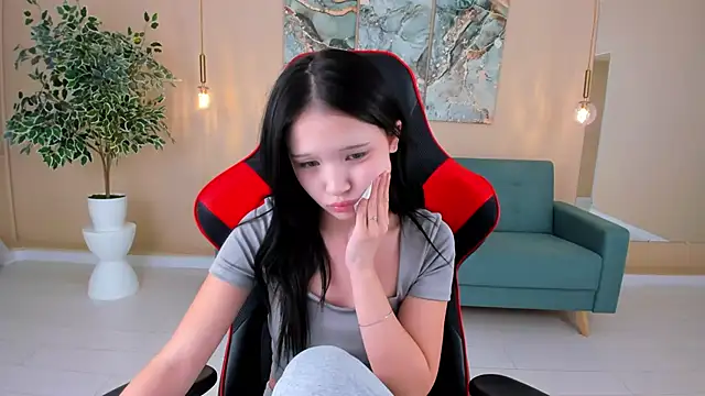 Snapshot of AnneCurtis chatting on 03.01.25 AnneCurtis online show from 03.01.25