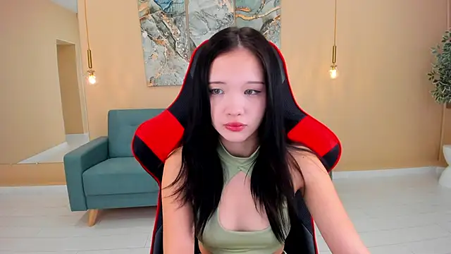 Snapshot of AnneCurtis chatting on 03.10.25 AnneCurtis online show from 03.10.25