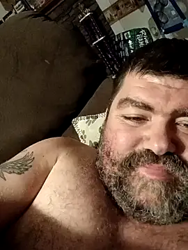 Snapshot of Rcraigue4 chatting on 10.11.25 Rcraigue4 online show from 10.11.25