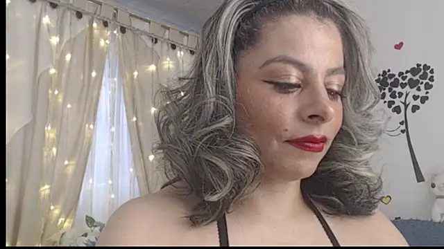 massing 6 online show from 10.27.25