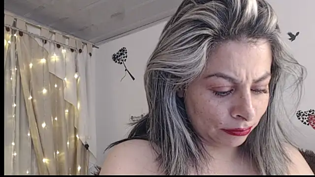 massing 6 online show from 11.09.25