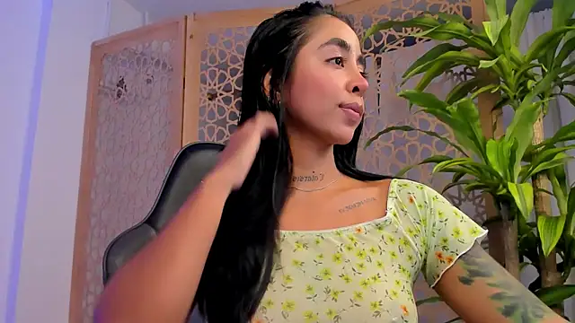 sophierooy22 online show from 02.05.25