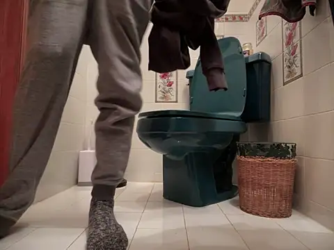 Snapshot of Prolapse_Pig chatting on 01.26.25 Prolapse Pig online show from 01.26.25