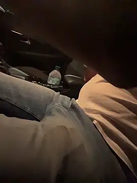 Snapshot of Greeneyes0820 chatting on 11.05.25 Greeneyes0820 online show from 11.05.25