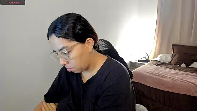 brithany olson25 online show from 12.03.25