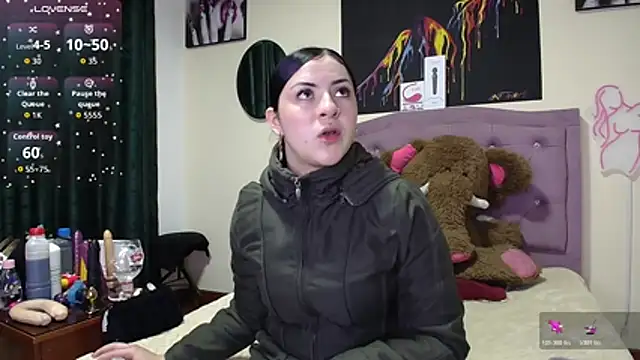 Emmie Hot online show from 02.25.26