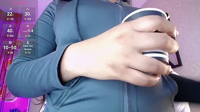 Snapshot of Sophia_waalker__1 chatting on 02.19.25 Sophia waalker 1 online show from 02.19.25