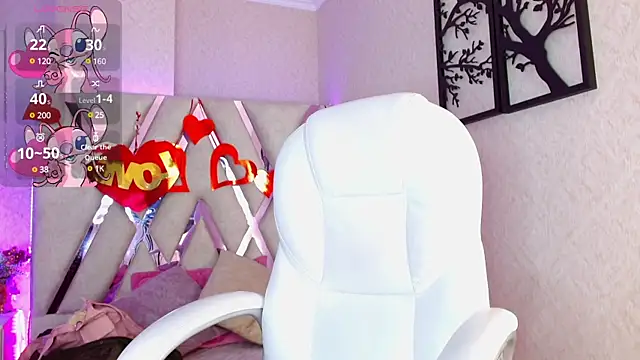 Snapshot of Sophia_waalker__1 chatting on 02.26.25 Sophia waalker 1 online show from 02.26.25