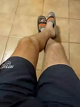 Snapshot of ALEX19833 chatting on 01.22.25 ALEX19833 online show from 01.22.25