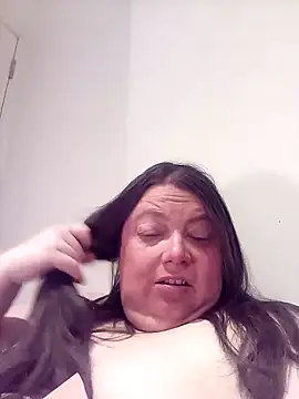 HotHornyEmmaX online show from 02.11.25