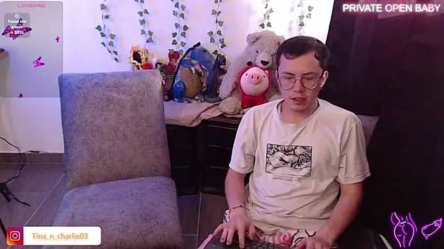 Snapshot of Tina_4_Charlie chatting on 11.29.25 Tina 4 Charlie online show from 11.29.25