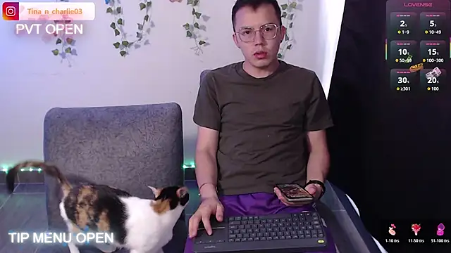 Tina 4 Charlie online show from 05.14.26