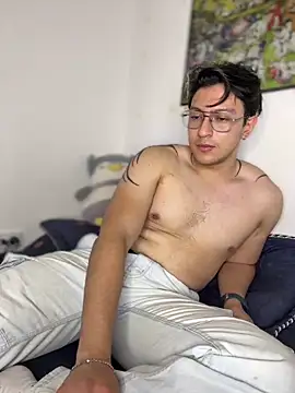 Amon  ashford online show from 04.03.26