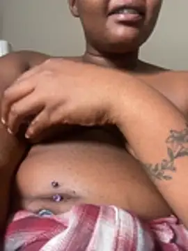 MidnightMuse666 online show from 02.01.26