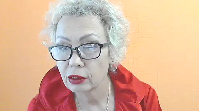 NessyJenixs online show from 10.19.25
