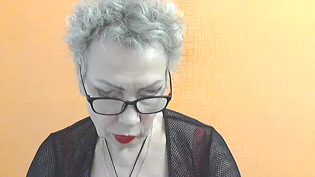 Snapshot of NessyJenixs chatting on 11.27.25 NessyJenixs online show from 11.27.25