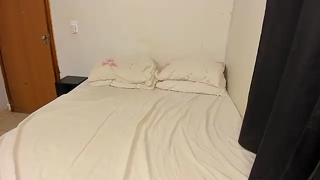 Snapshot of sexyflight chatting on 01.28.25 sexyflight online show from 01.28.25