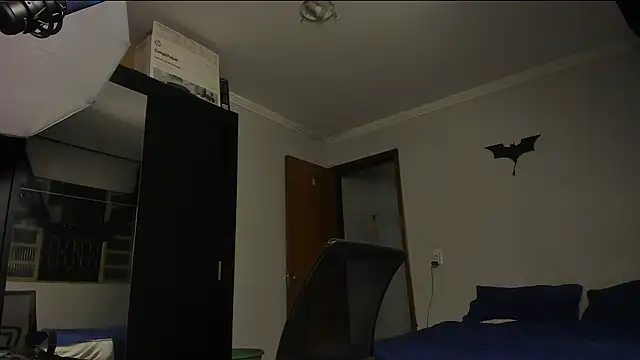 Snapshot of sexyflight chatting on 03.18.25 sexyflight online show from 03.18.25