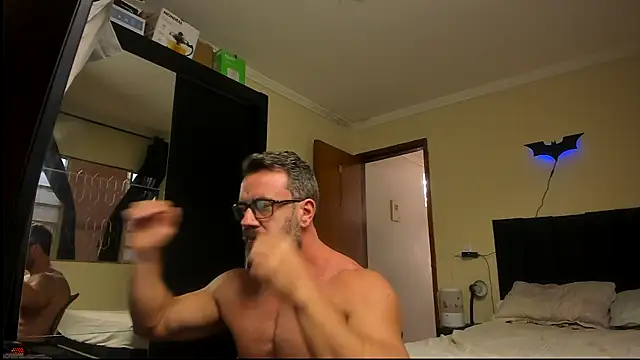 Snapshot of sexyflight chatting on 09.24.25 sexyflight online show from 09.24.25