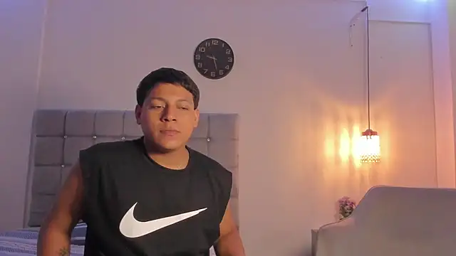 Tylerdrdn online show from 10.26.25