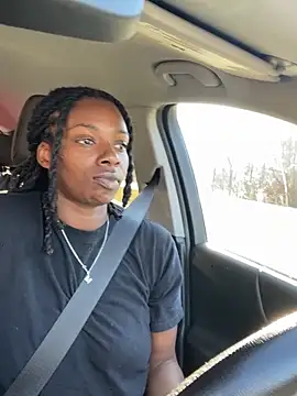 theprettysoles online show from 11.28.25