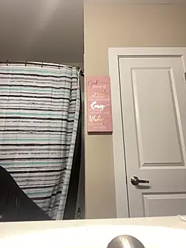 theprettysoles online show from 12.18.25