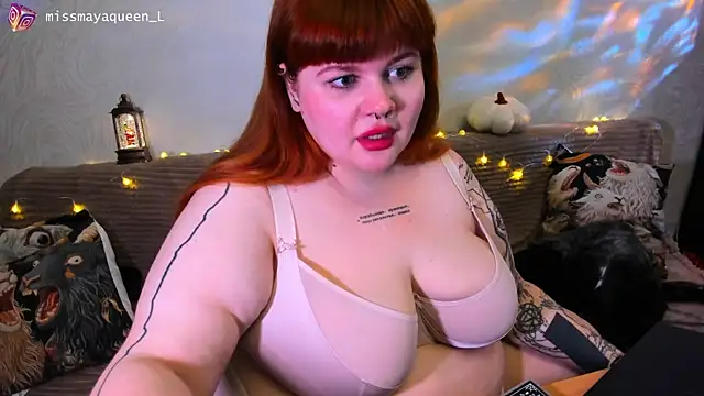 missmayaqueen online show from 11.24.25