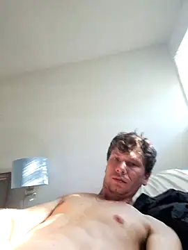 Snapshot of km10h chatting on 07.18.26 km10h online show from 07.18.26