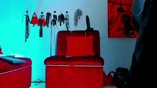 KaramStone online show from 10.06.25