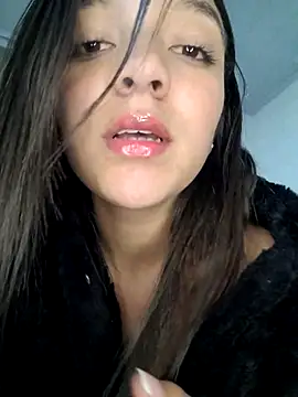 Briannasweeth17 online show from 03.18.25