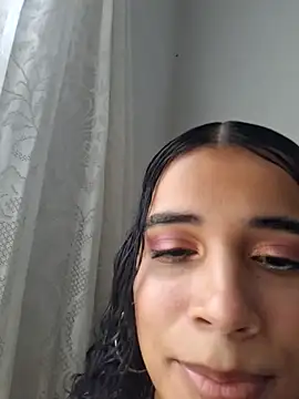 Snapshot of novinhatransexy chatting on 01.29.25 novinhatransexy online show from 01.29.25