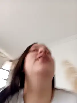 Snapshot of ary-cooper chatting on 11.15.25 ary-cooper online show from 11.15.25