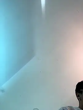 Snapshot of ApoloCruz chatting on 09.25.25 ApoloCruz online show from 09.25.25