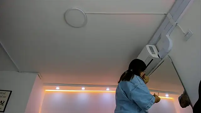 Snapshot of bonnieAn chatting on 03.08.25 bonnieAn online show from 03.08.25