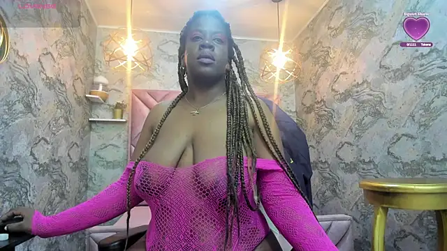 nefertiti ebony online show from 10.28.25