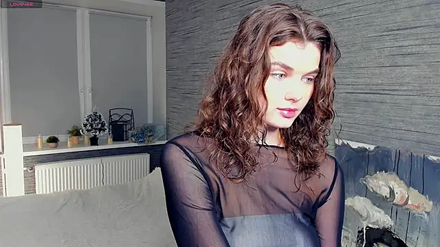 FloraDobb online show from 02.15.25