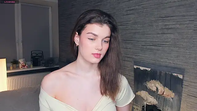 FloraDobb online show from 03.09.25