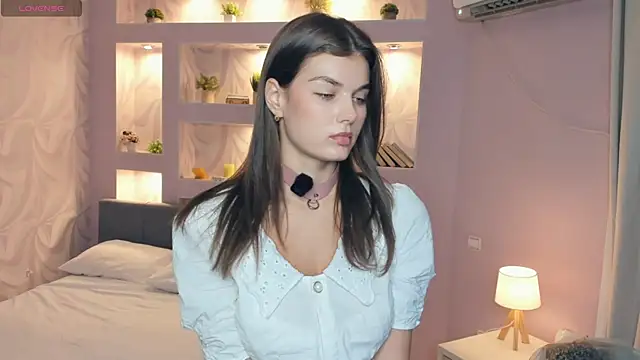 FloraDobb online show from 09.14.25