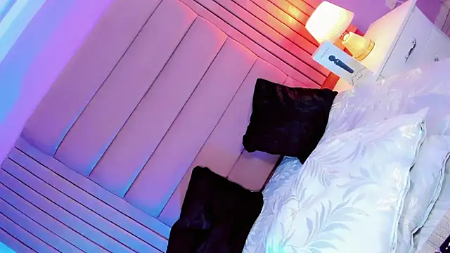 Rosebigcok online show from 11.04.25