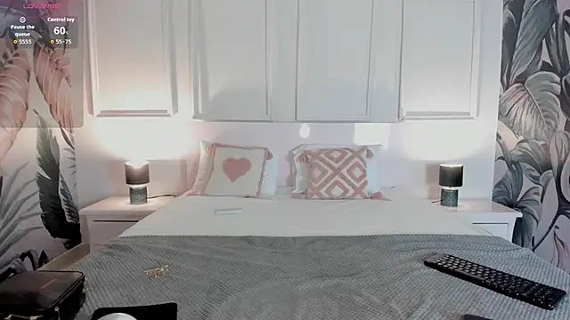 HannaaMiller online show from 12.03.25