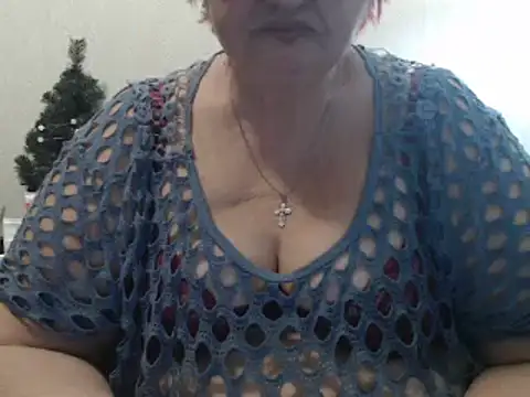 Snapshot of DeniseeRosea chatting on 02.17.25 DeniseeRosea online show from 02.17.25