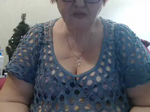 Snapshot of DeniseeRosea chatting on 02.27.25 DeniseeRosea online show from 02.27.25