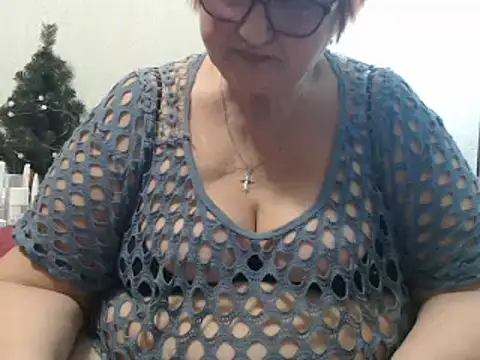 Snapshot of DeniseeRosea chatting on 03.06.25 DeniseeRosea online show from 03.06.25