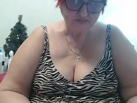 Snapshot of DeniseeRosea chatting on 03.16.25 DeniseeRosea online show from 03.16.25