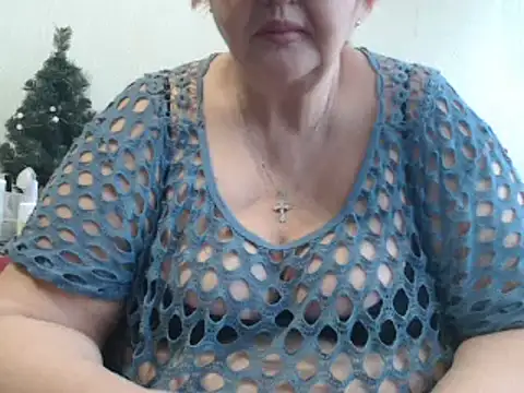 Snapshot of DeniseeRosea chatting on 03.17.25 DeniseeRosea online show from 03.17.25