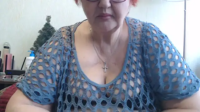 Snapshot of DeniseeRosea chatting on 03.20.25 DeniseeRosea online show from 03.20.25