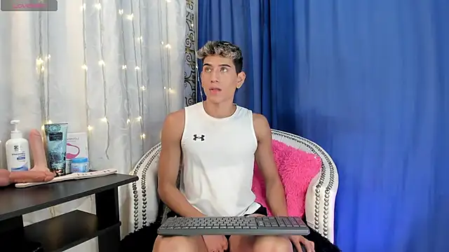 Snapshot of Jean_Miller20 chatting on 02.11.25 Jean Miller20 online show from 02.11.25