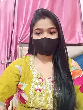 Snapshot of Simran-001 chatting on 11.17.25 Simran-001 online show from 11.17.25